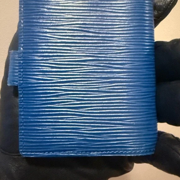 Louis Vuitton Royal Blue Epi Leather Wallet - Picture 5 of 9